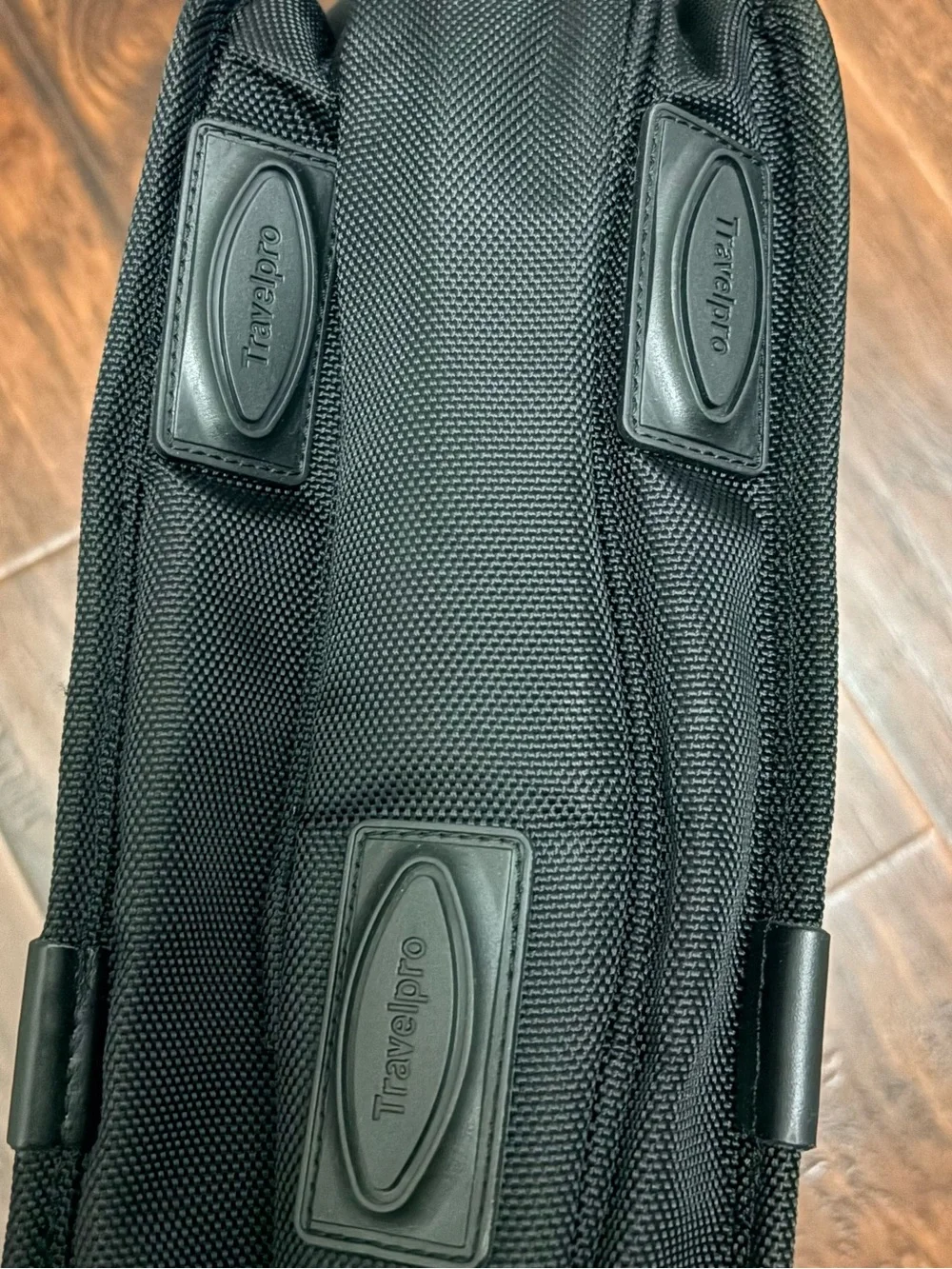 Travelpro Black Expandable Laptop Briefcase Business Travel Shoulder Bag